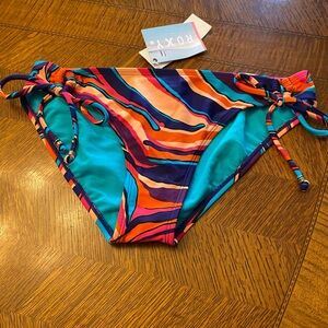 Roxy Size Large 70S LOWRIDER TIE SIDE Bikini NWT